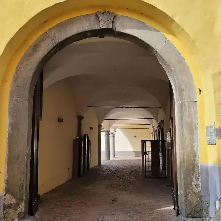 Borgo Antico Endine Hospitality * エンディネ・ガイアーノ
